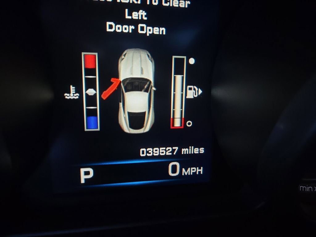 Used 2015 Jaguar F-TYPE R image 14