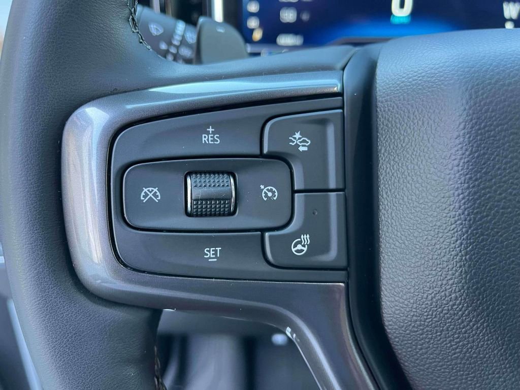 Certified 2023 Chevrolet Silverado 1500 High Country w/ Technology Package image 31