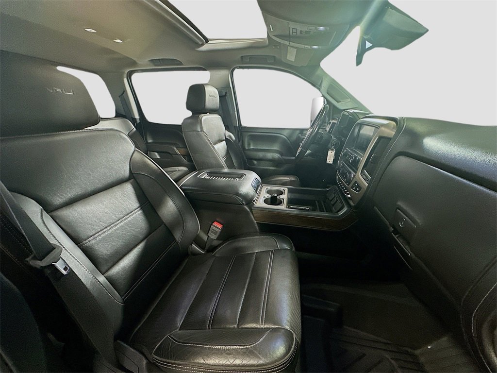Used 2019 GMC Sierra 3500 Denali w/ Duramax Plus Package image 28