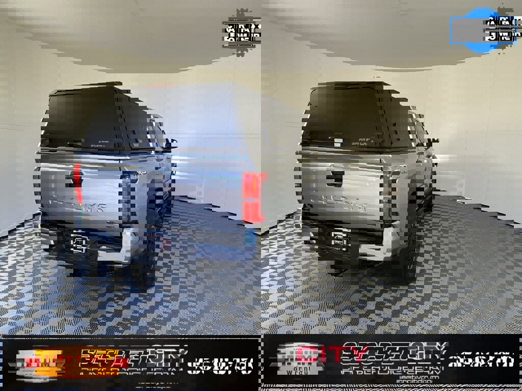 Used 2024 Toyota Tacoma TRD Off-Road w/ TRD Off Road Upgrade Package image 7