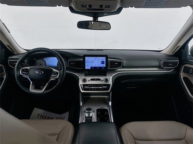 Used 2024 Ford Explorer XLT w/ Equipment Group 202A image 21