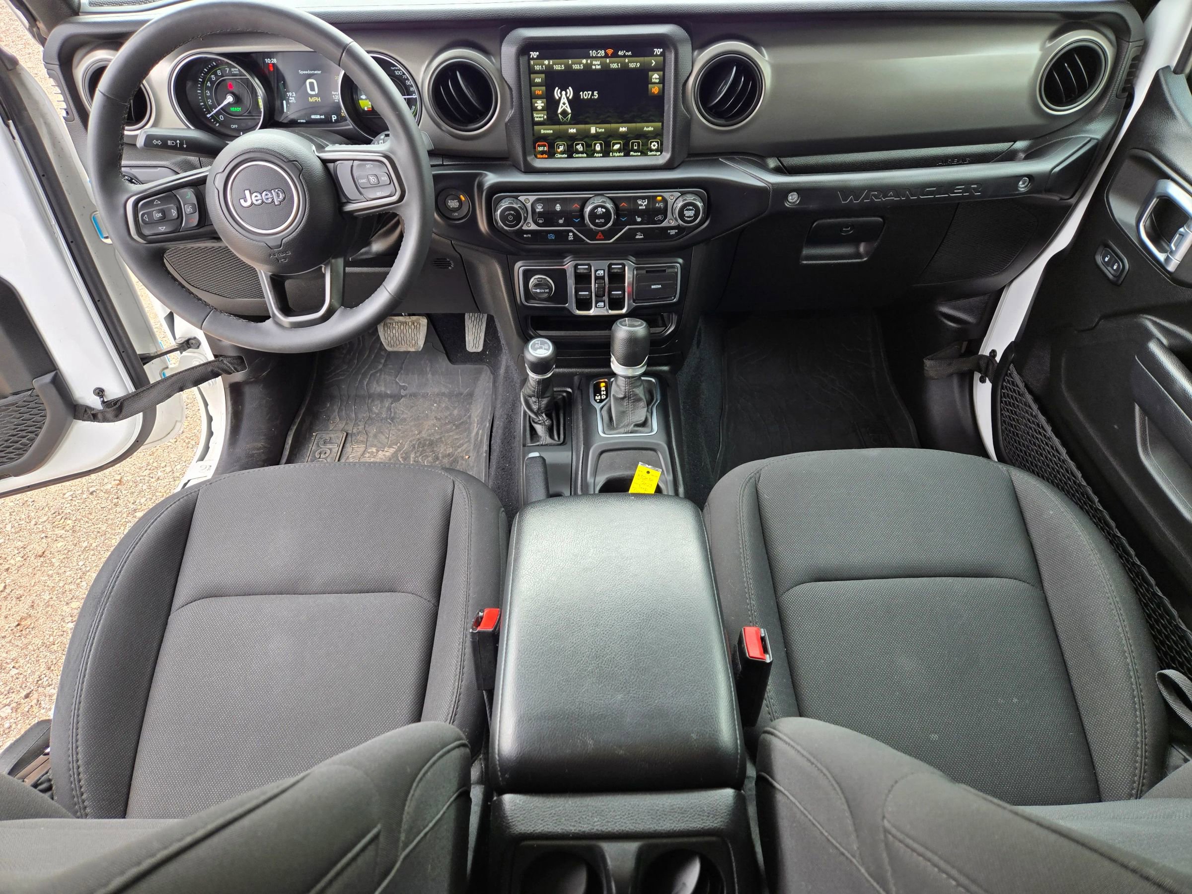 Used 2023 Jeep Wrangler Unlimited w/ Cold Weather Group image 10
