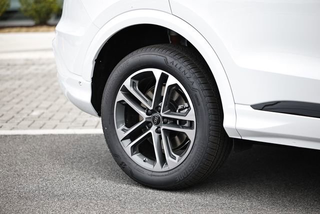 New 2026 Audi Q5 Premium AWD/4WD image 6