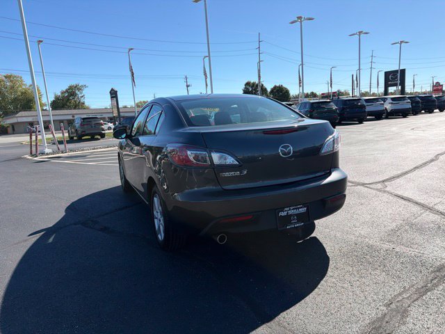 Used 2011 MAZDA MAZDA3 i Touring FWD image 11