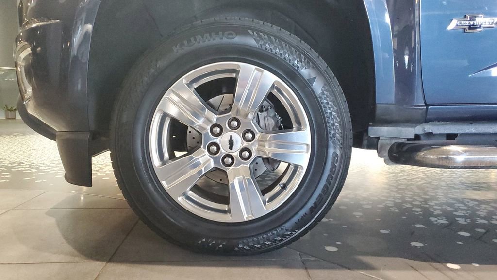 Used 2018 Chevrolet Colorado Z71 w/ Centennial Edition image 7