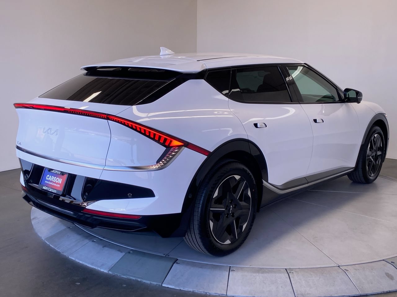 New 2026 Kia EV6 Wind RWD image 5
