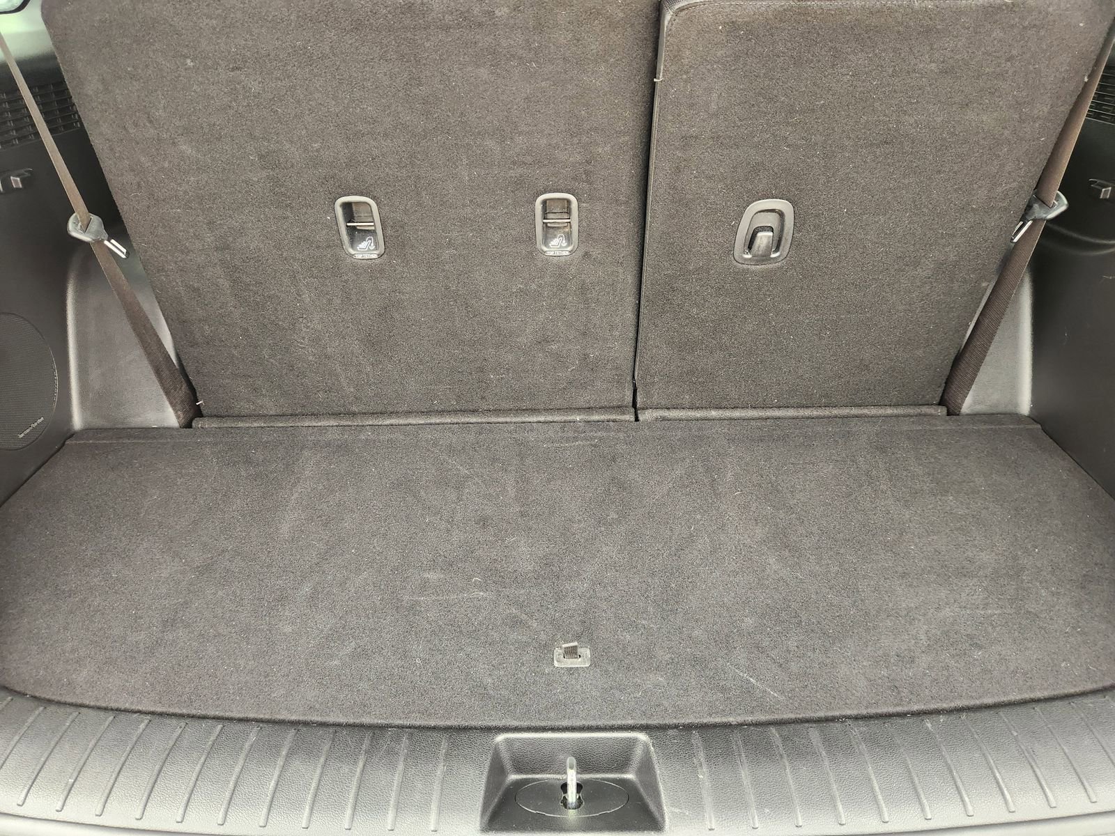 Used 2024 Hyundai Palisade Limited FWD image 32