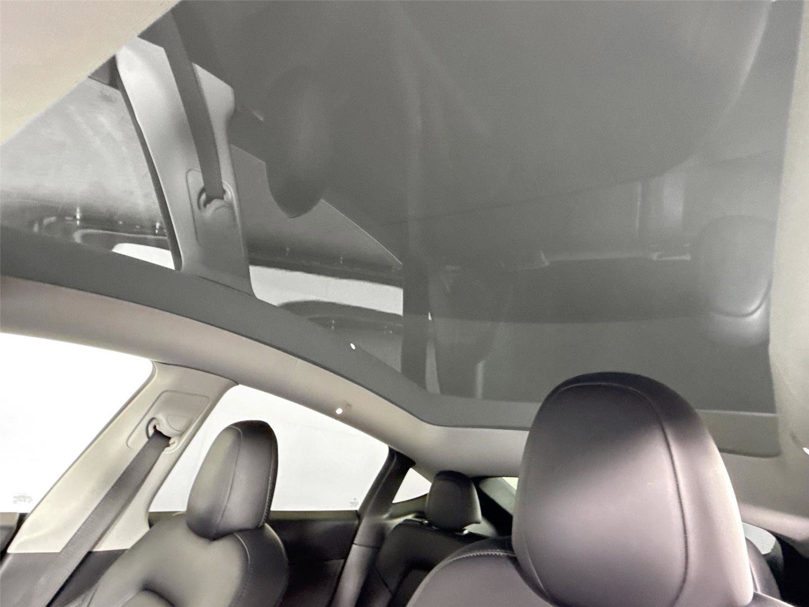 Used 2021 Tesla Model Y Long Range image 6