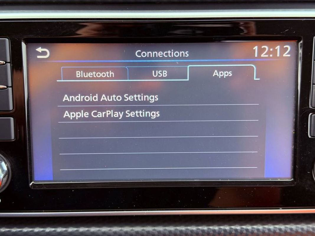 Used 2021 Nissan Kicks S image 36