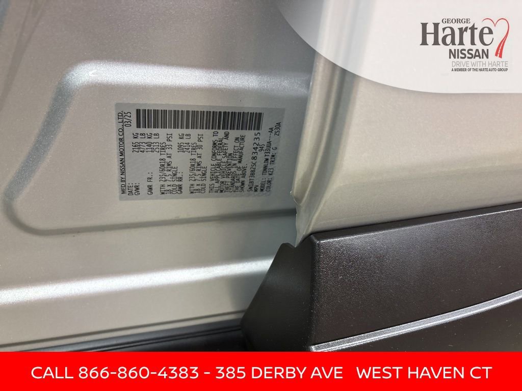 Certified 2025 Nissan Rogue SV image 60