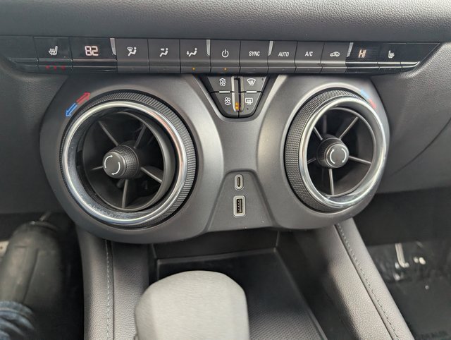 Used 2021 Chevrolet Blazer LT image 14