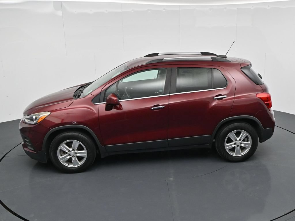 Used 2017 Chevrolet Trax LT w/ LT Convenience Package FWD image 21
