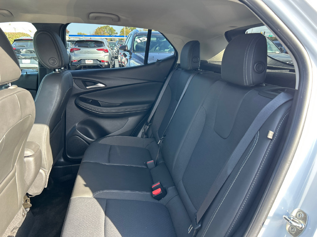 Certified 2024 Buick Encore GX Preferred FWD image 32