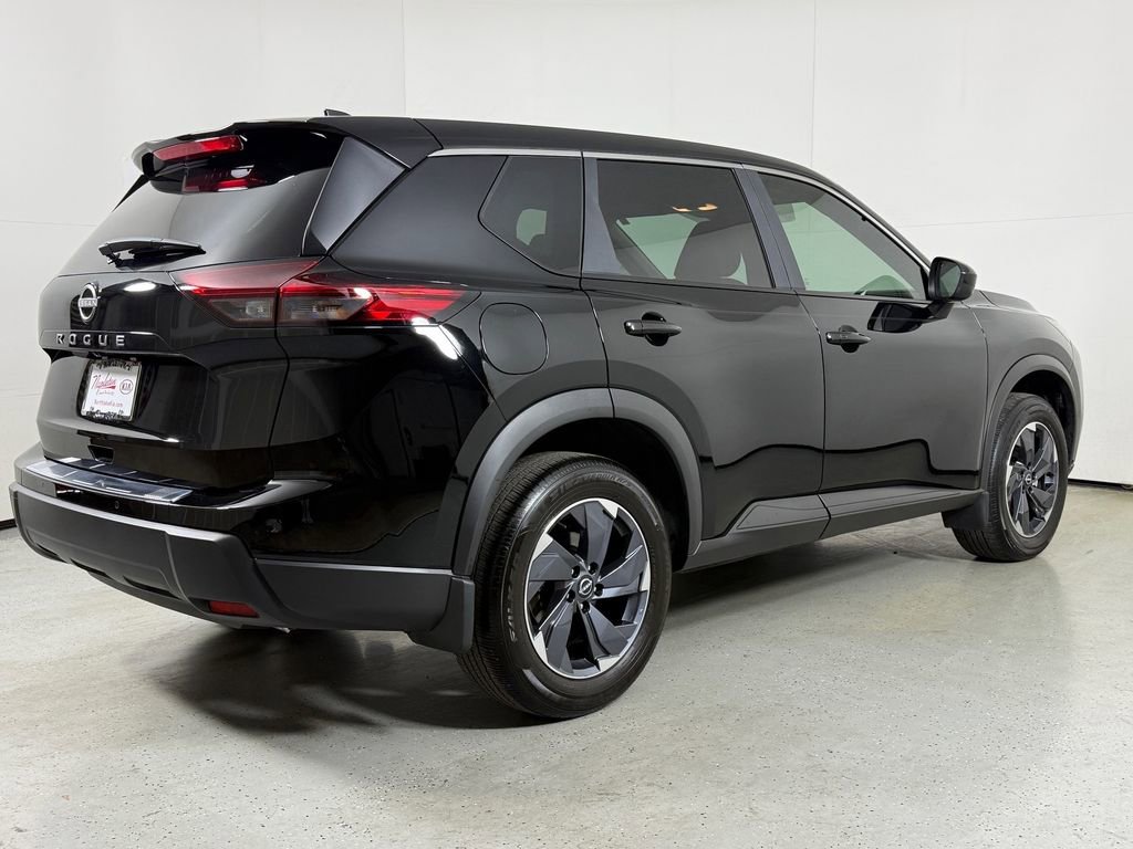 Used 2025 Nissan Rogue SV image 7