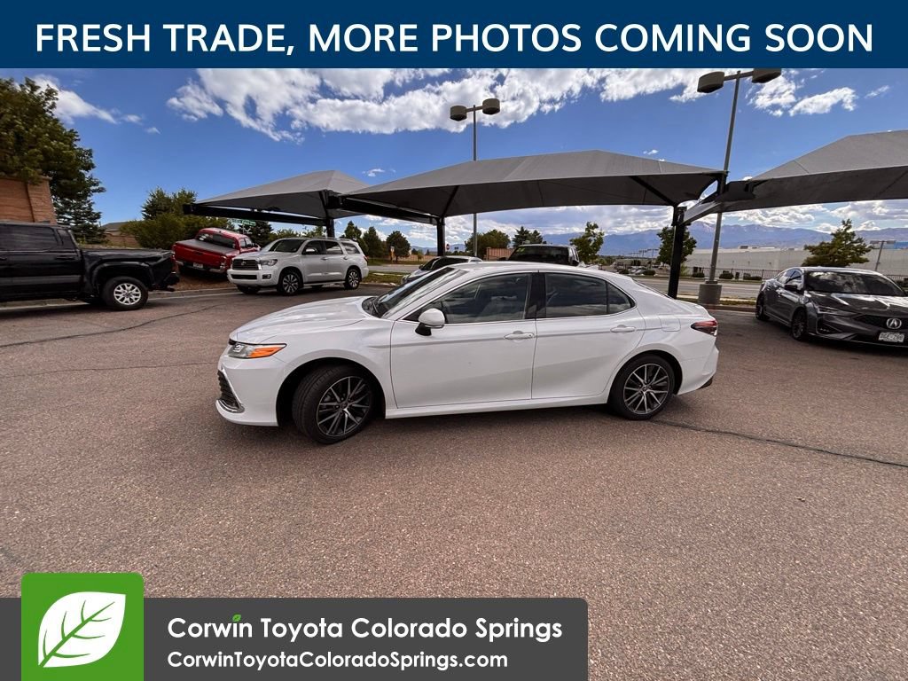 Used 2023 Toyota Camry XLE FWD image 4