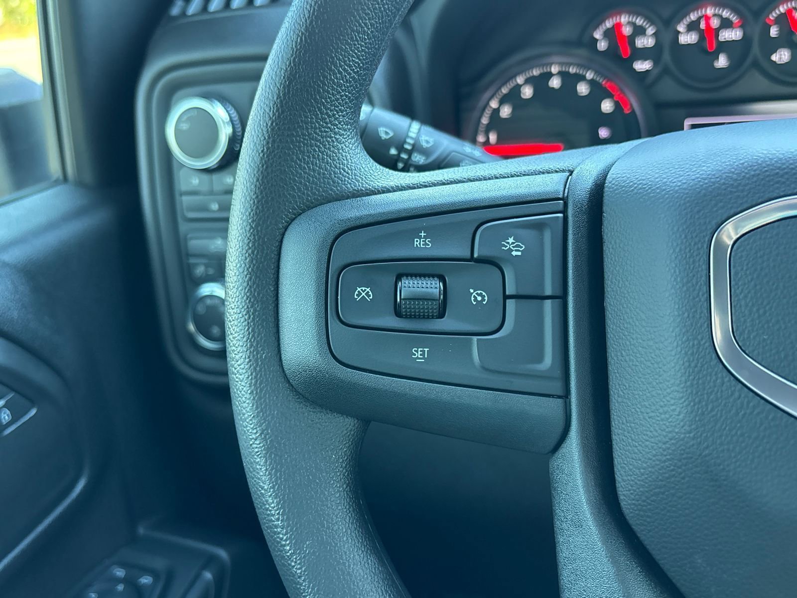 New 2026 GMC Sierra 2500 Pro w/ Convenience Package image 13