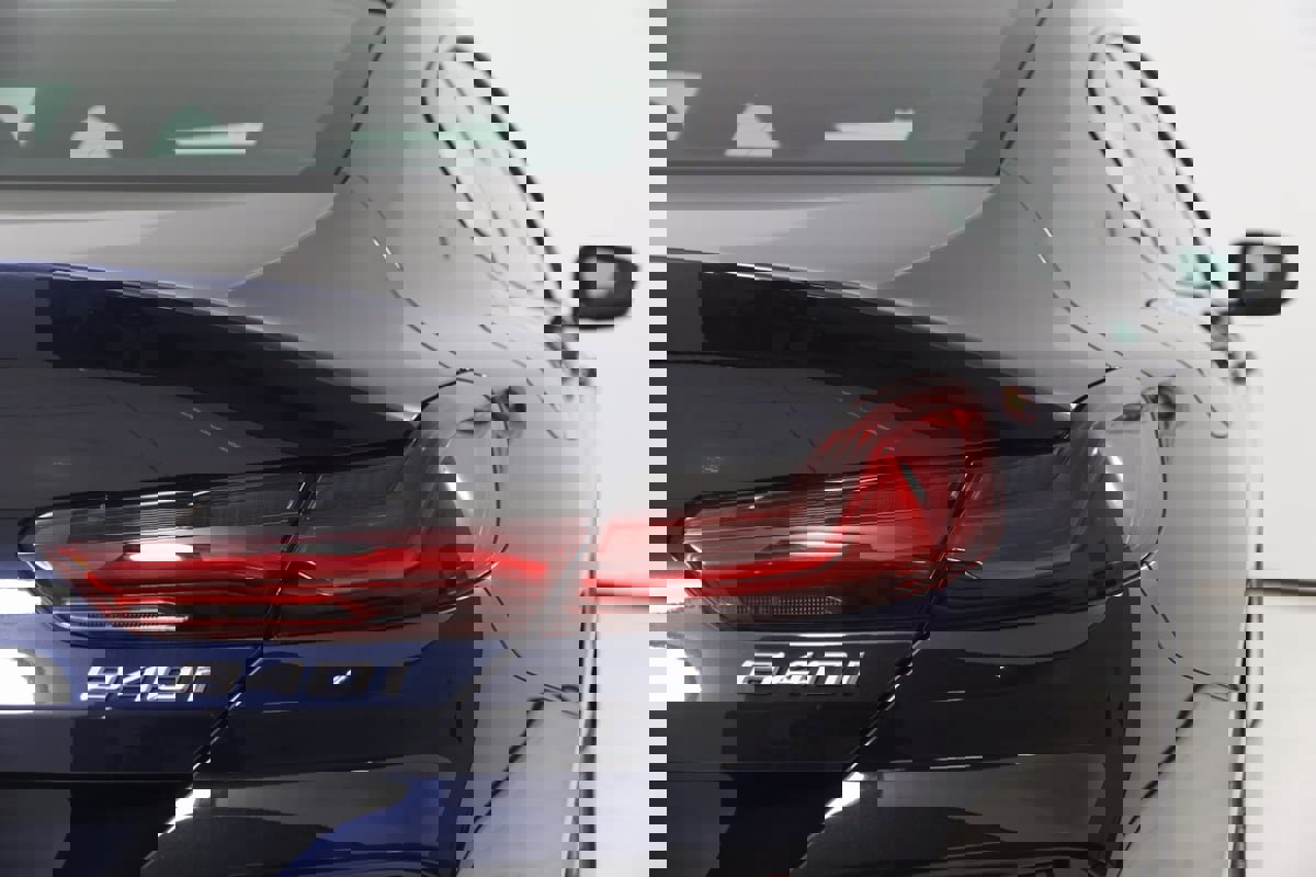 Used 2025 BMW 840i xDrive w/ M Sport Professional Package image 71