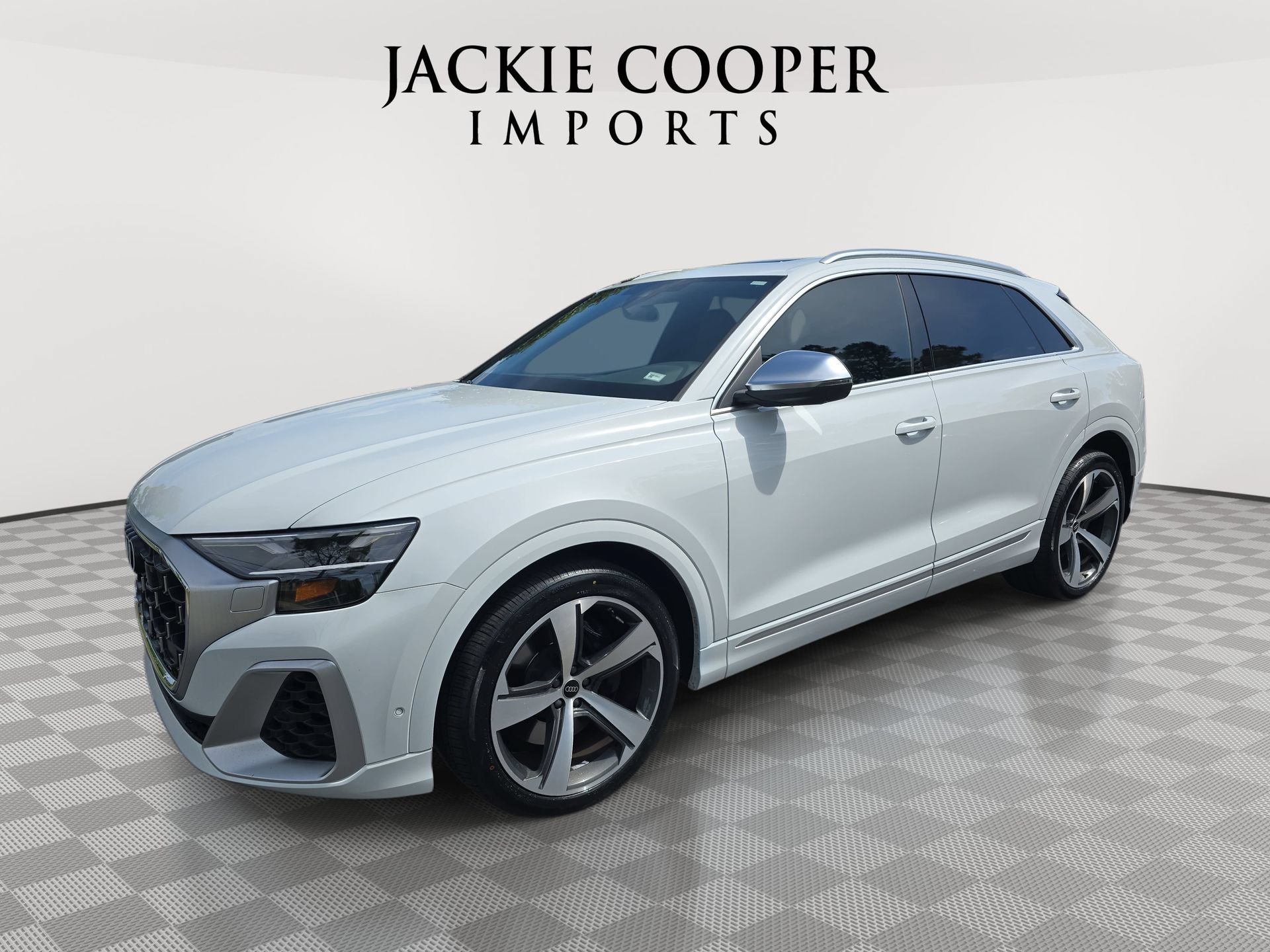 Used 2024 Audi SQ8 Premium Plus AWD/4WD image 1