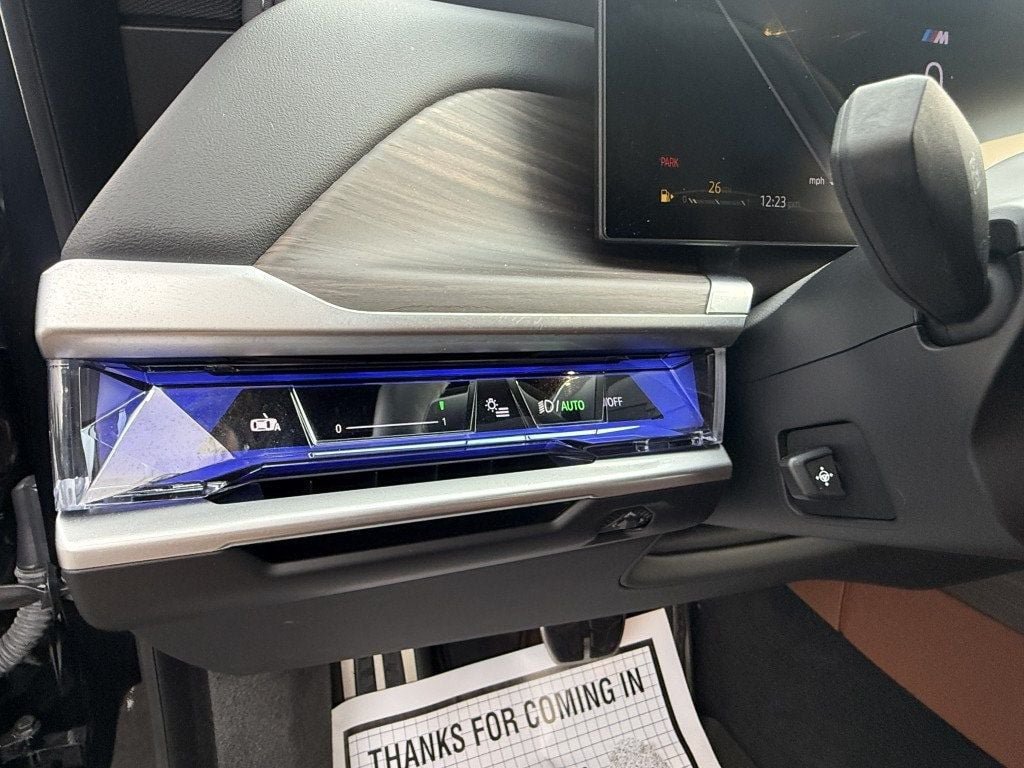 Used 2024 BMW 760i xDrive w/ Executive Package AWD/4WD image 10