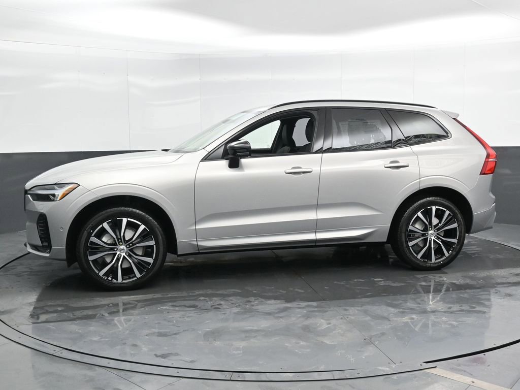 New 2025 Volvo XC60 B5 Plus w/ Protection Package Premier image 7