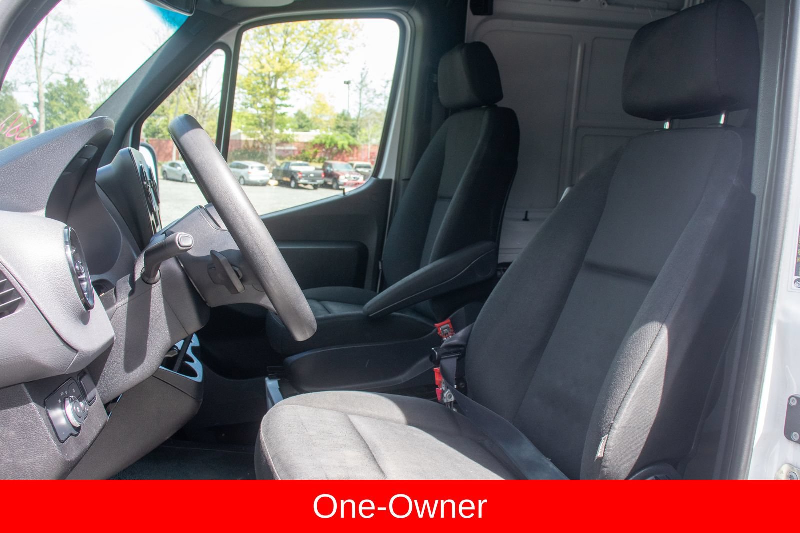 Used 2021 Mercedes-Benz Sprinter 2500 w/ Driver Convenience Package image 13