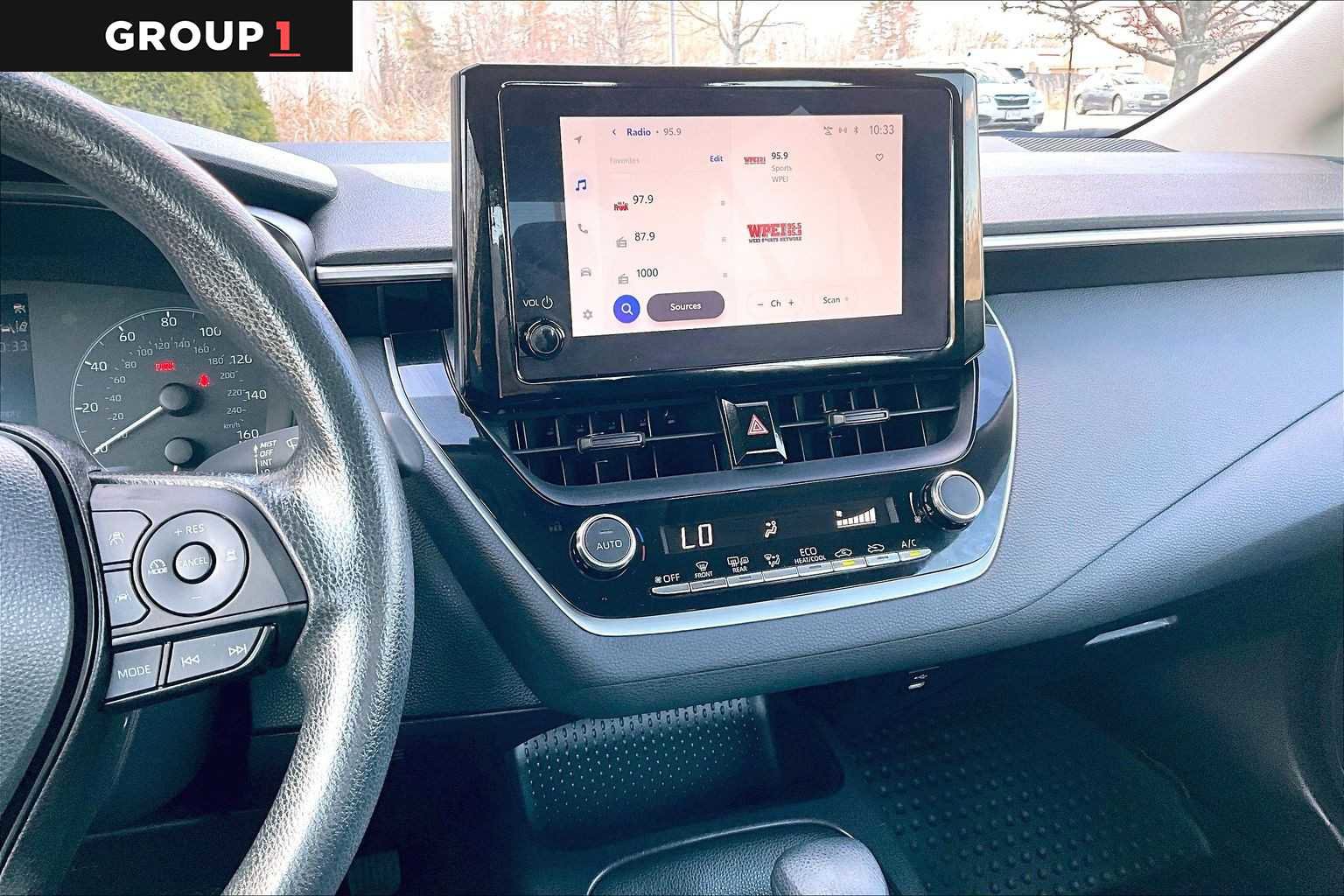 Used 2023 Toyota Corolla LE w/ LE Convenience Package image 7