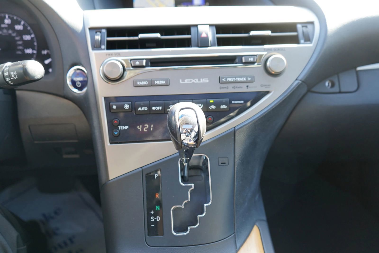 Used 2015 Lexus RX 450h FWD image 12