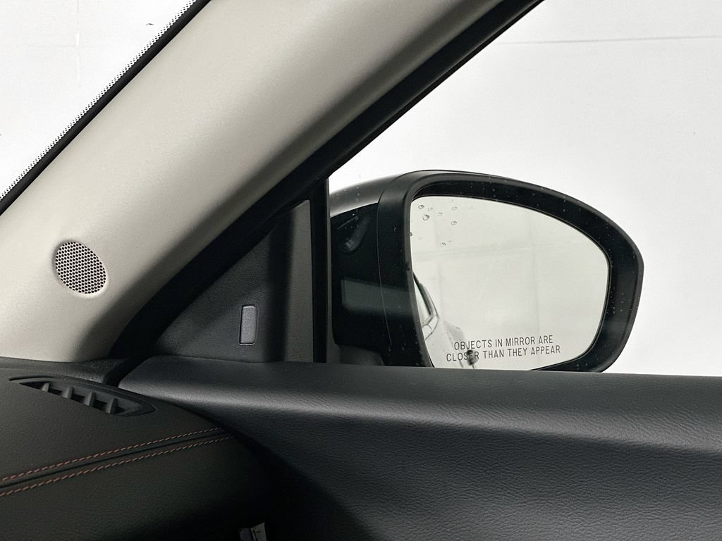Certified 2025 Nissan Sentra SR FWD image 25