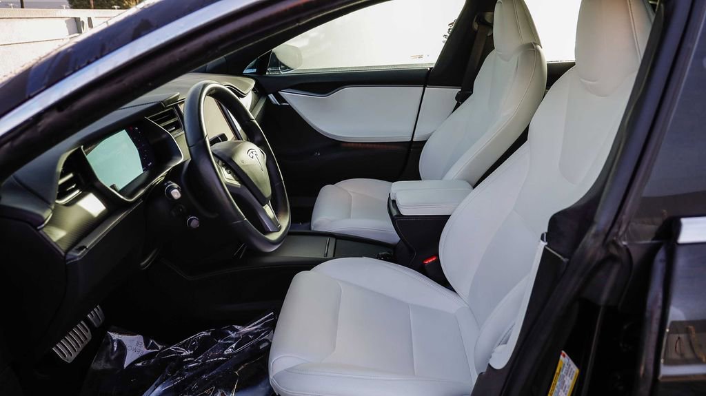 Used 2021 Tesla Model S Performance image 22