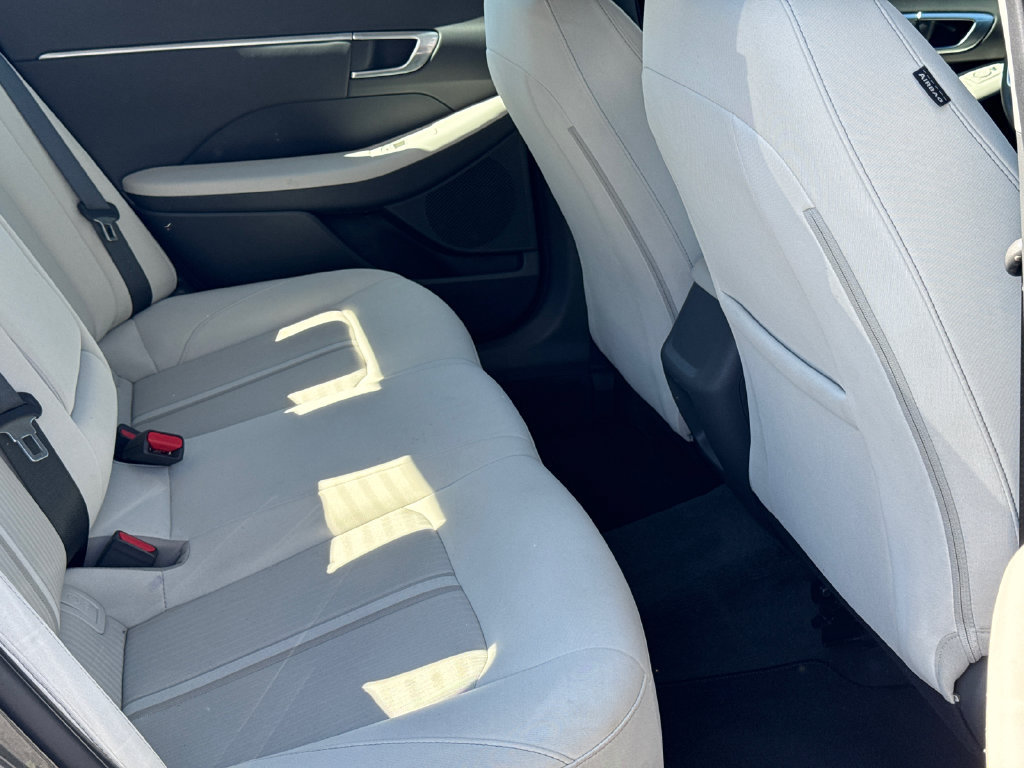 Used 2023 Hyundai Sonata SEL w/ Cargo Package FWD image 9