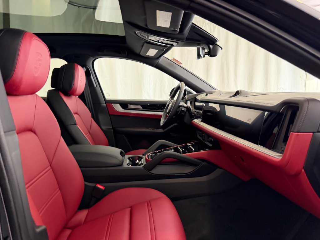 New 2026 Porsche Cayenne S AWD/4WD image 16
