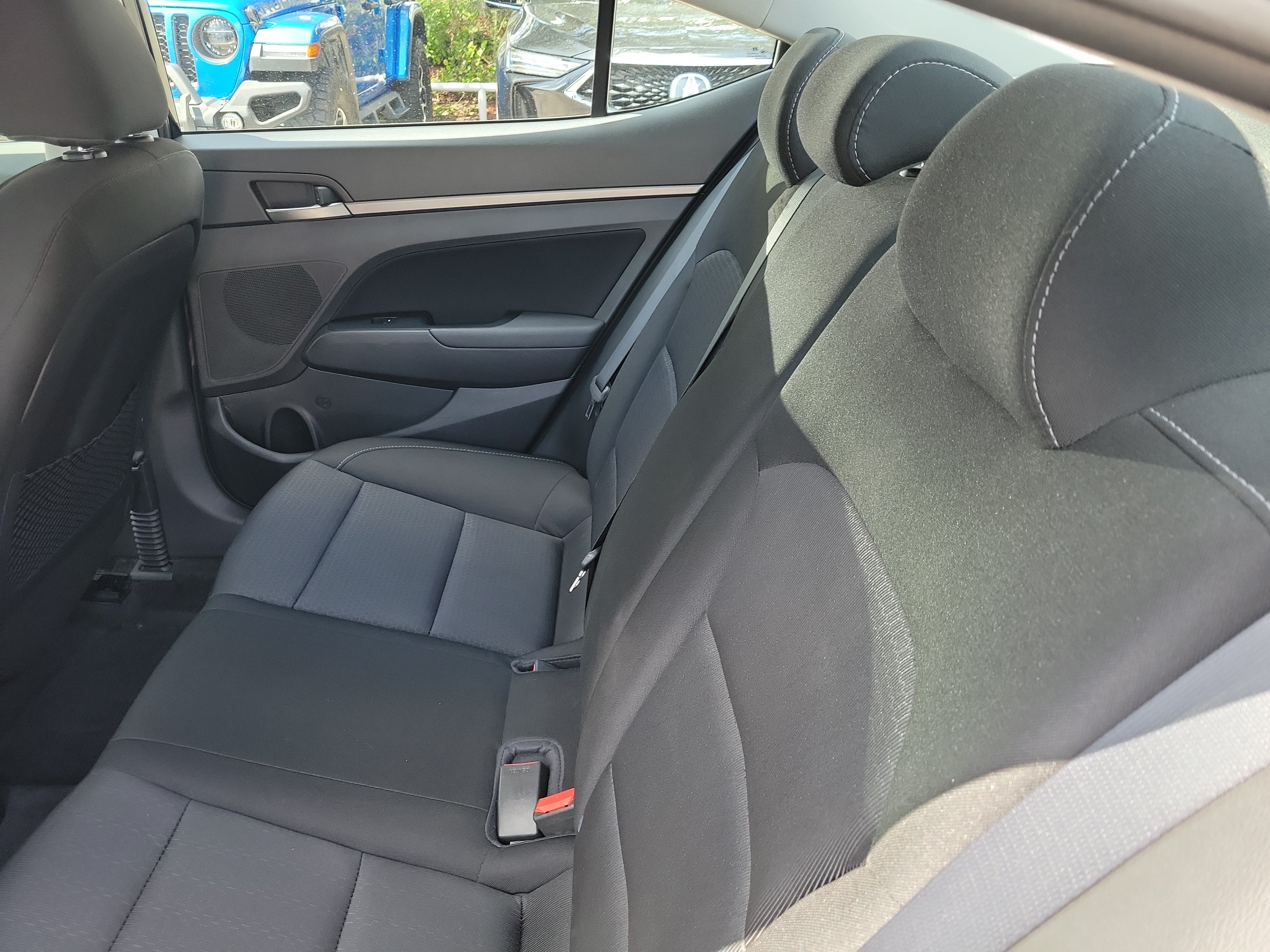 Used 2017 Hyundai Elantra Value Edition FWD image 7