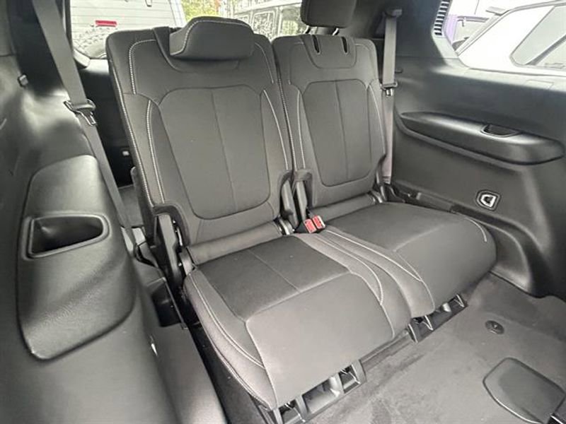 New 2025 Jeep Grand Cherokee L Laredo w/ Trailer Tow Package image 26