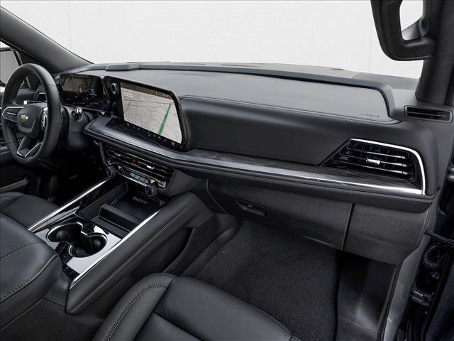 New 2027 Chevrolet Suburban LT AWD/4WD image 11