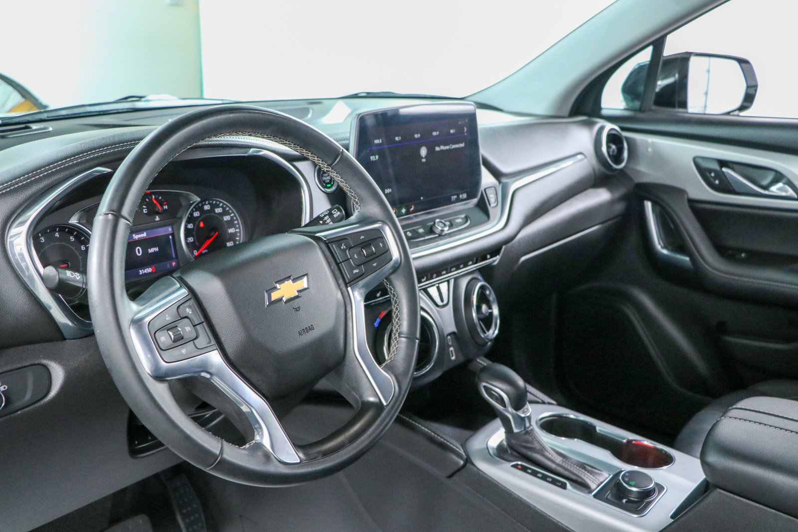 Used 2023 Chevrolet Blazer LT w/ Midnight/Sport Edition FWD image 22