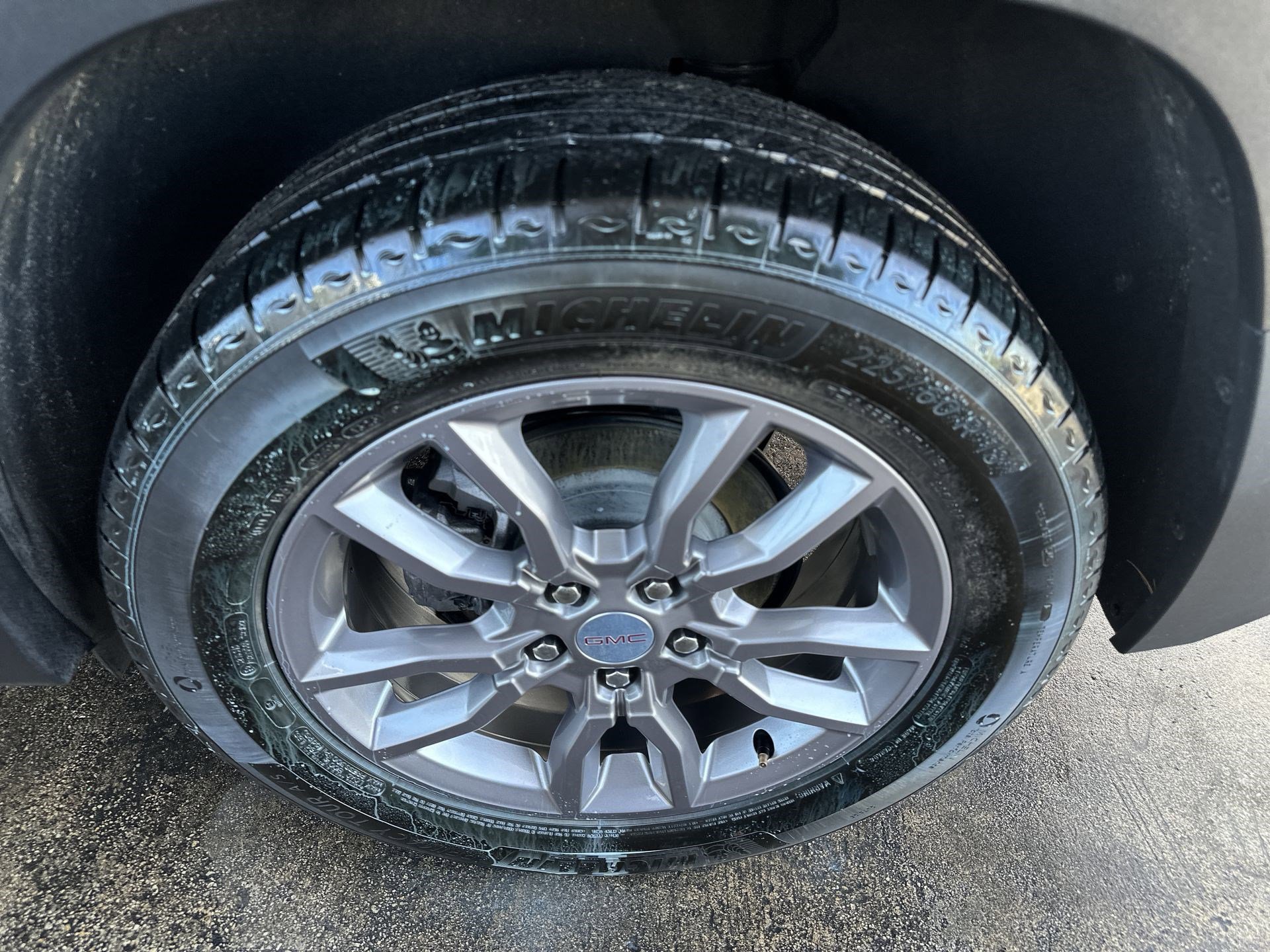 Used 2024 GMC Terrain SLT image 19