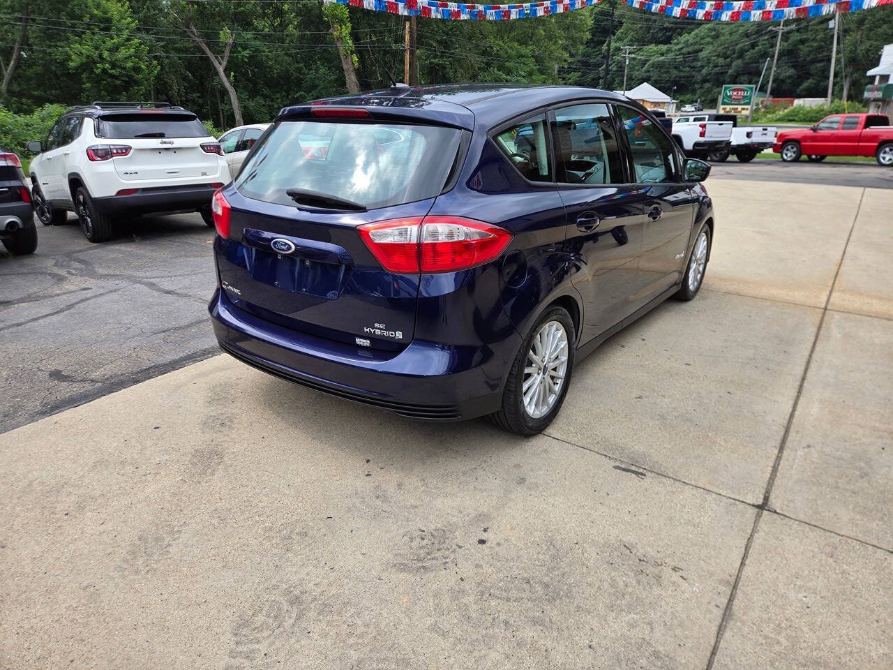 Used 2016 Ford C-MAX SE w/ Interior Protection Package FWD image 7