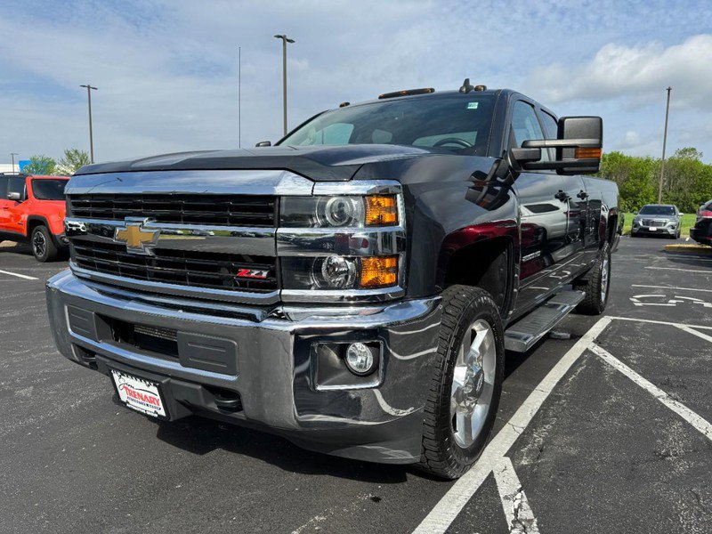 Used 2017 Chevrolet Silverado 2500 LT w/ LT Convenience Package image 8