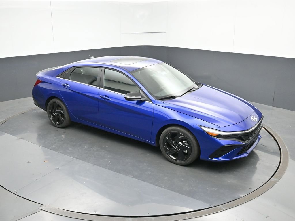 New 2026 Hyundai Elantra SEL Sport image 23