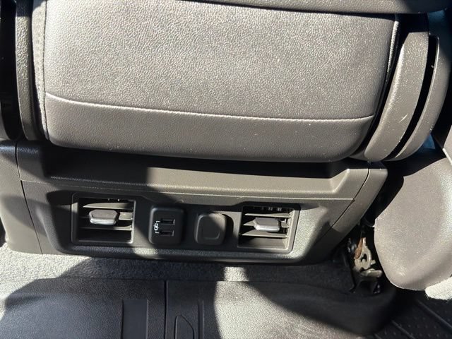 Used 2020 Chevrolet Silverado 1500 LTZ AWD/4WD image 26