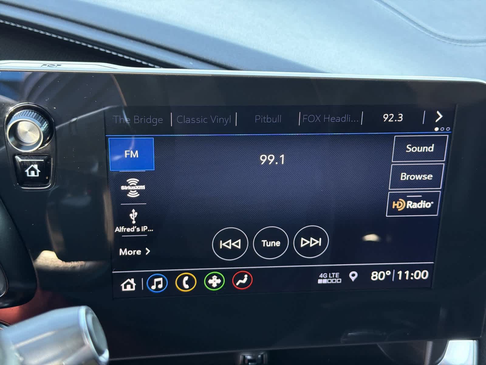Used 2020 Chevrolet Corvette Stingray Coupe w/ Z51 Performance Package RWD image 13