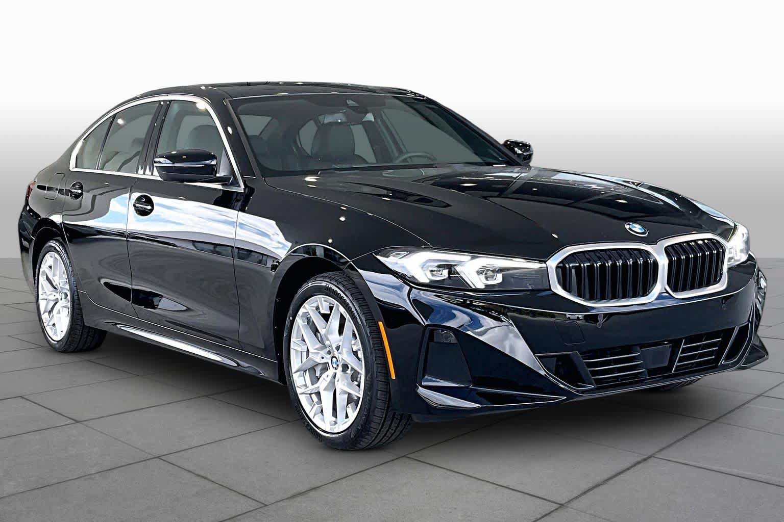 Used 2026 BMW 330i xDrive Sedan AWD/4WD image 2
