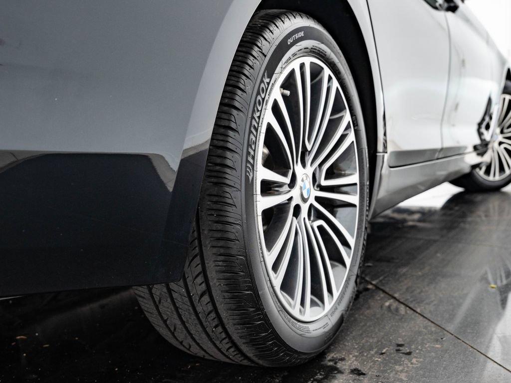 Used 2019 BMW 540i xDrive w/ Executive Package AWD/4WD image 52