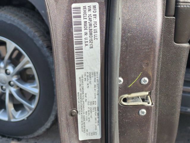 Used 2021 Jeep Cherokee Latitude Plus AWD/4WD image 34