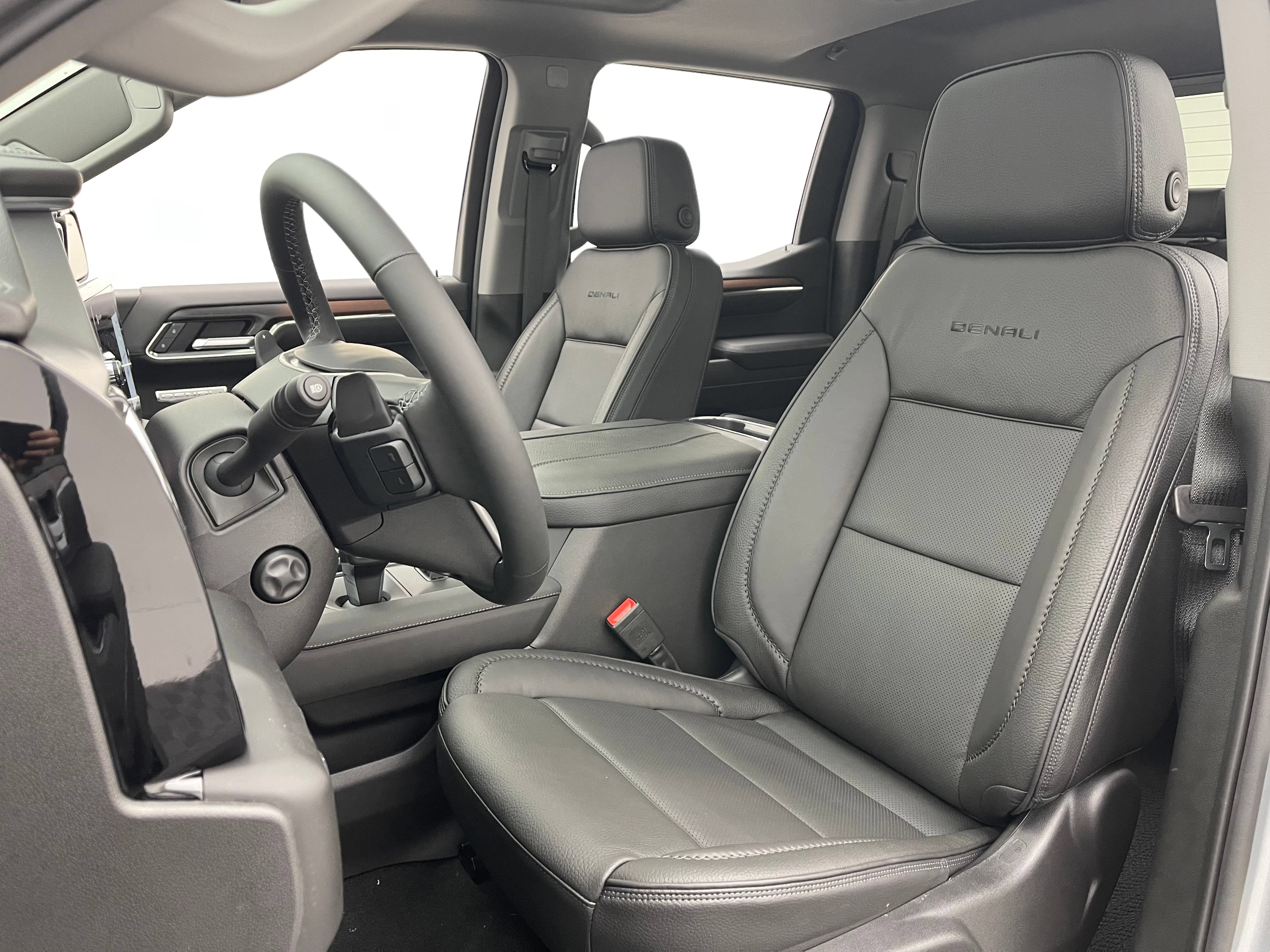 New 2026 GMC Sierra 1500 Denali w/ Denali Reserve Package AWD/4WD image 19