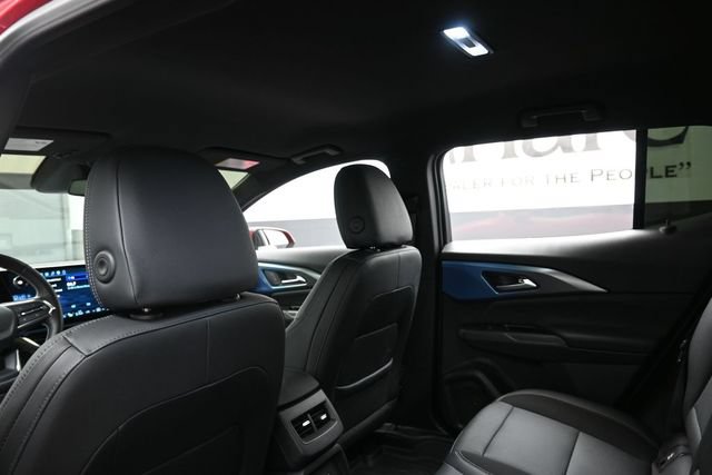 Used 2024 Chevrolet Equinox EV LT w/ LPO, Active Package AWD/4WD image 24