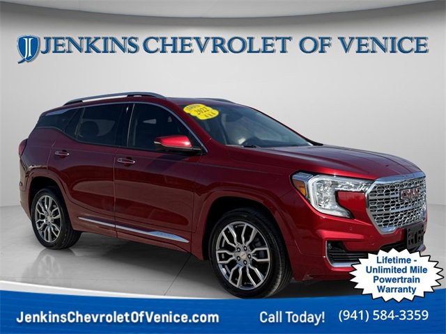 Used 2022 GMC Terrain Denali w/ Denali Premium Package image 1