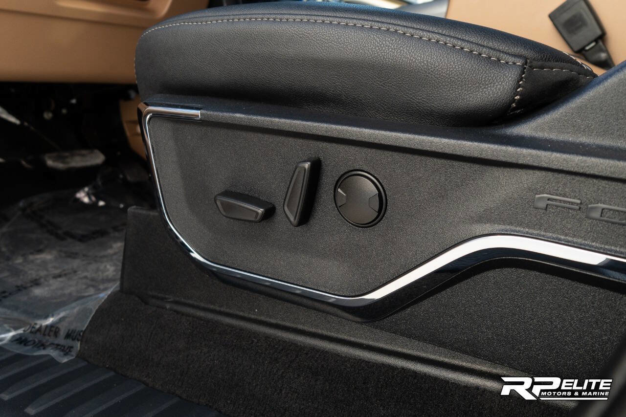 Used 2023 Ford F450 Lariat w/ FX4 Off-Road Package image 44