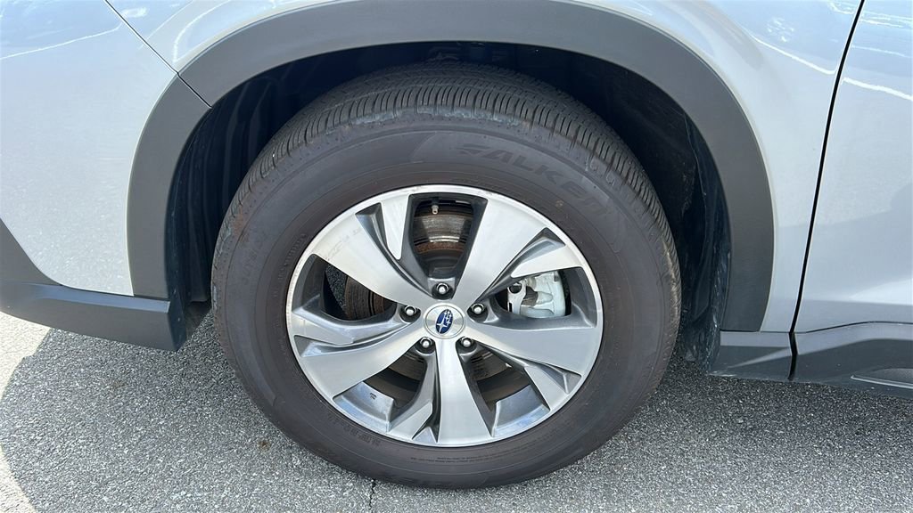 Used 2025 Subaru Ascent Premium image 8