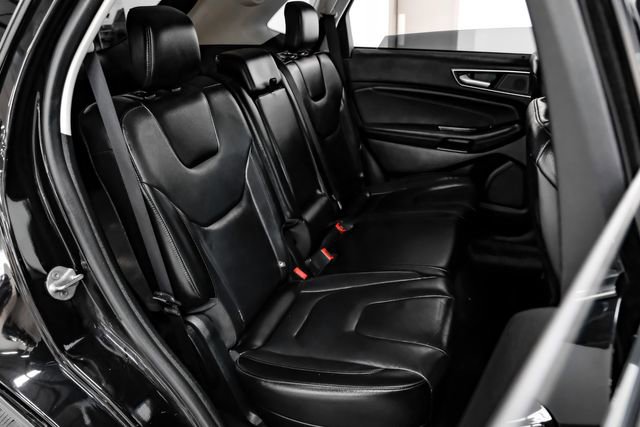 Used 2019 Ford Edge Titanium image 46